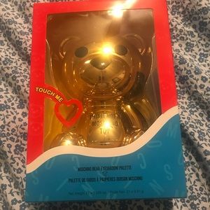 Moschino eyeshadow palette